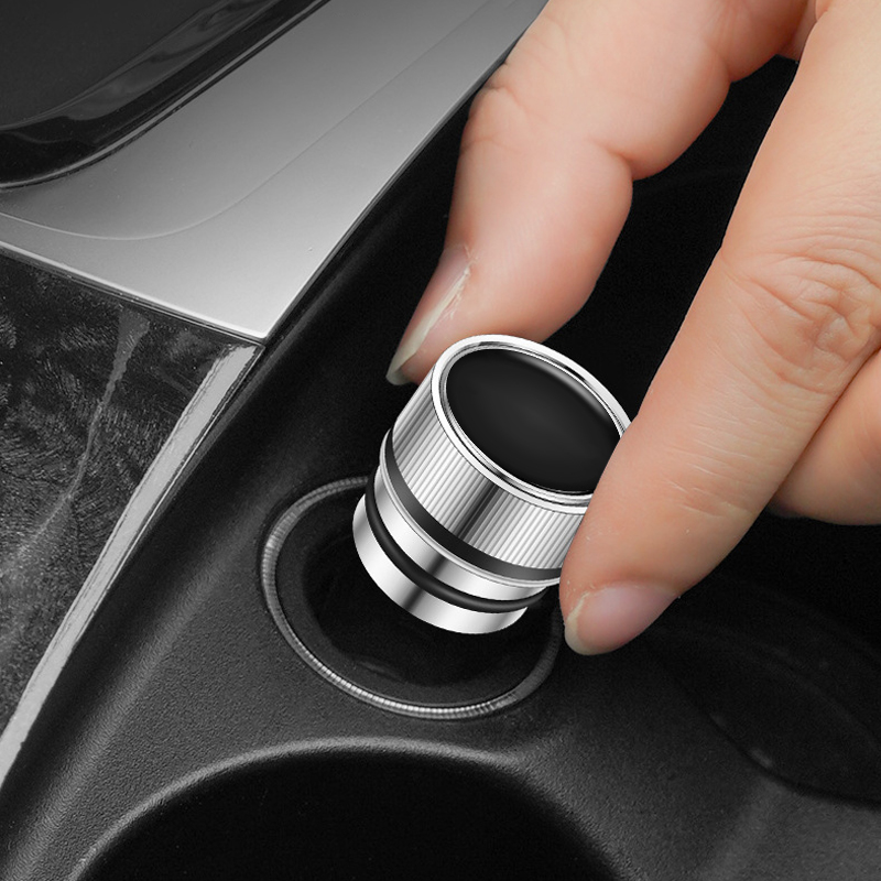 Car Cigarette Lighter Charger  - Vape Decoration 评论和价格